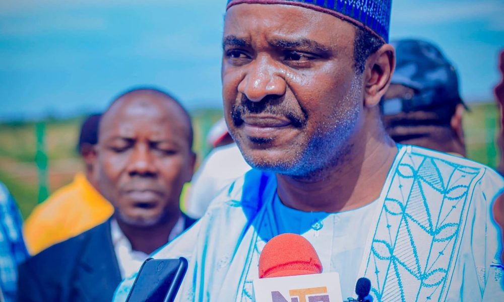FG to begin CNG locomotives engine test-run today – Royal News